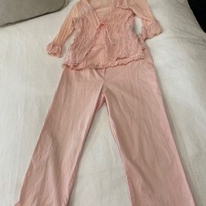 Complete outfit by Tribal